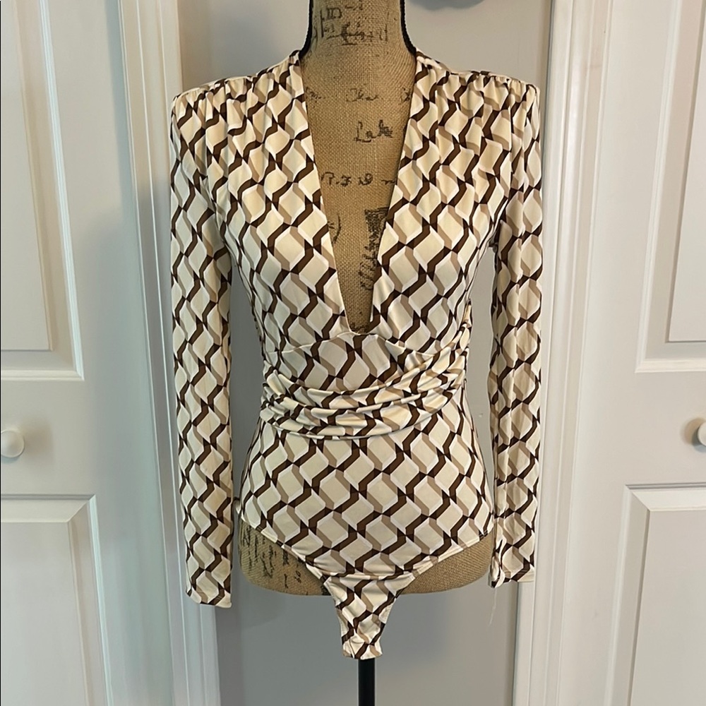 Fashion Nova Cream Bodysuit with Long Sleeves and Notched Collar